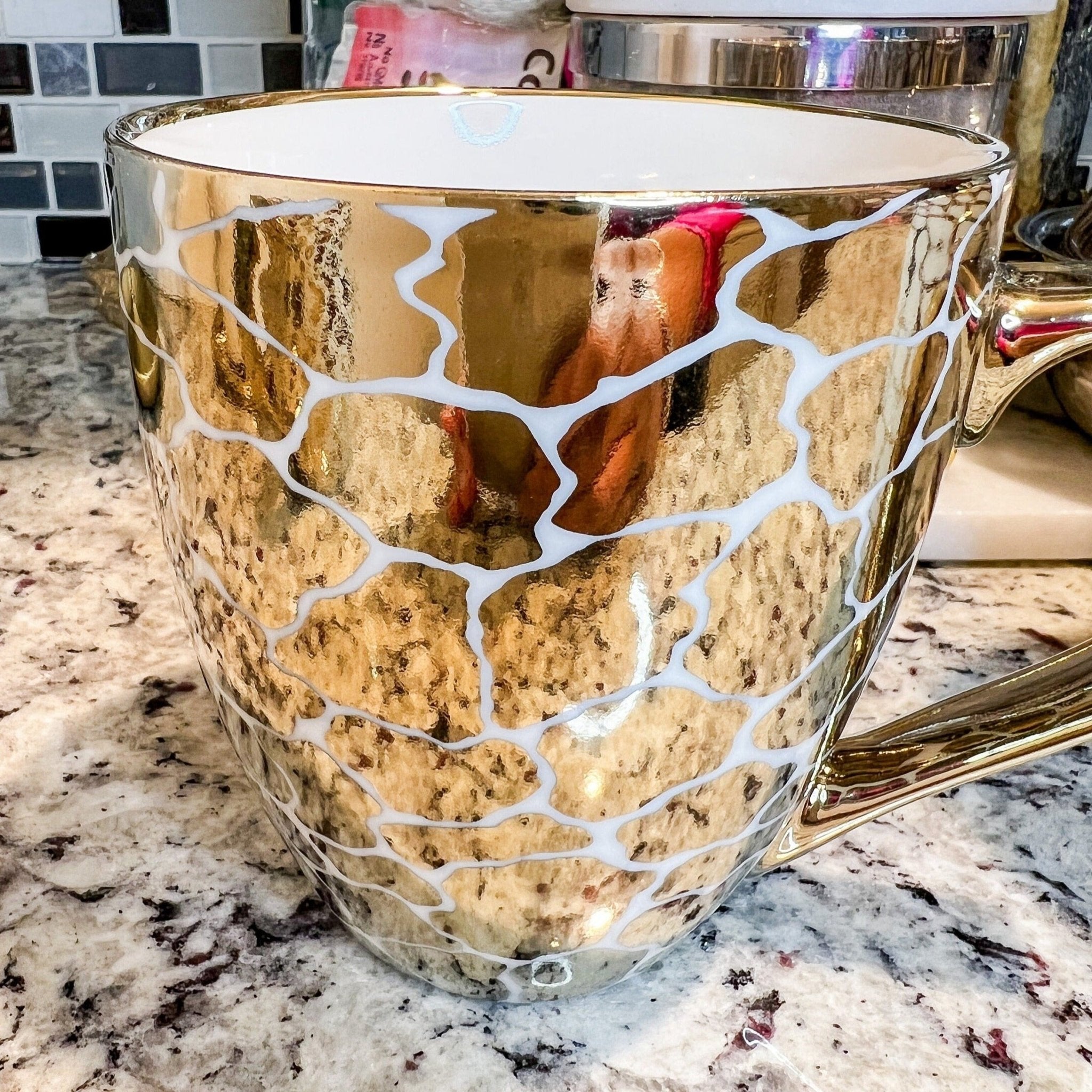 Gold Metallic Animal Pattern Print Coffee Mug (19oz) | Coffee Cup | Coffee Lovers Gift | Ceramic Mug | Glam Coffee | Gold Coffee - DiamondValeDecor