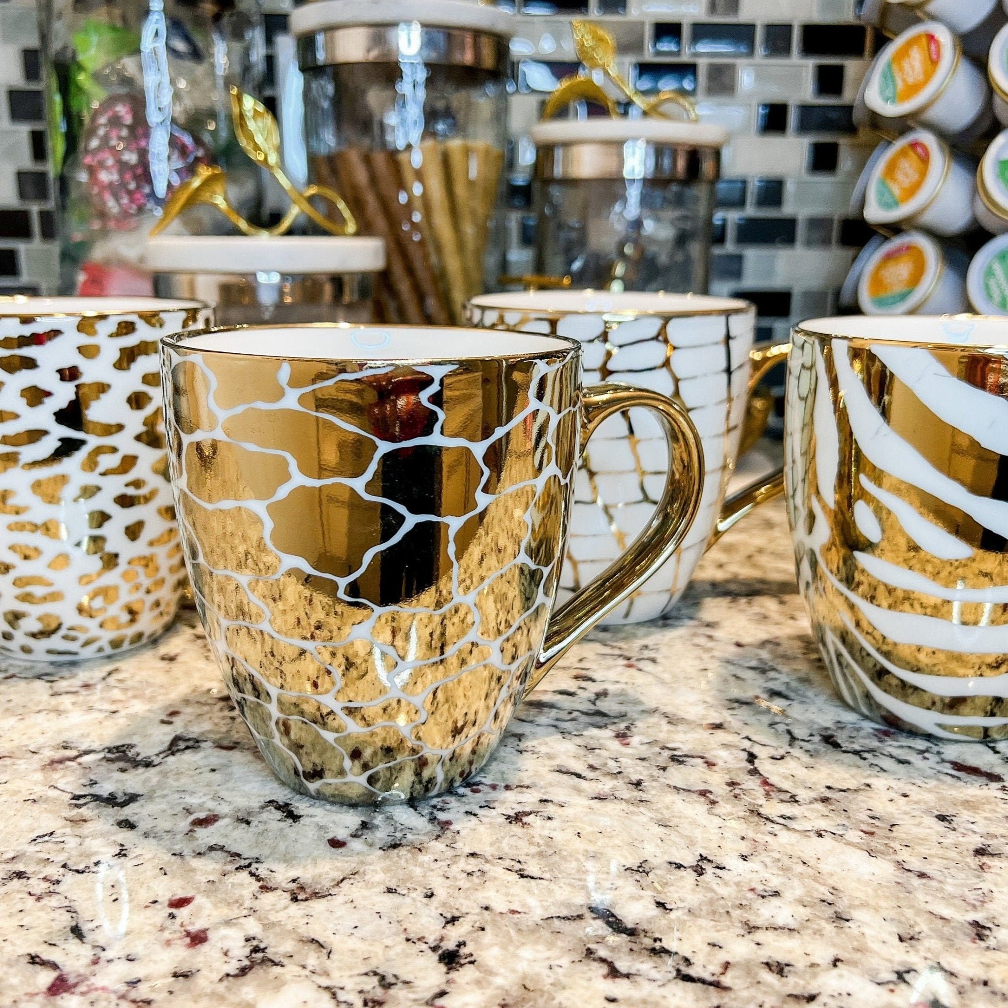 Gold Metallic Animal Pattern Print Coffee Mug (19oz) | Coffee Cup | Coffee Lovers Gift | Ceramic Mug | Glam Coffee | Gold Coffee - DiamondValeDecor