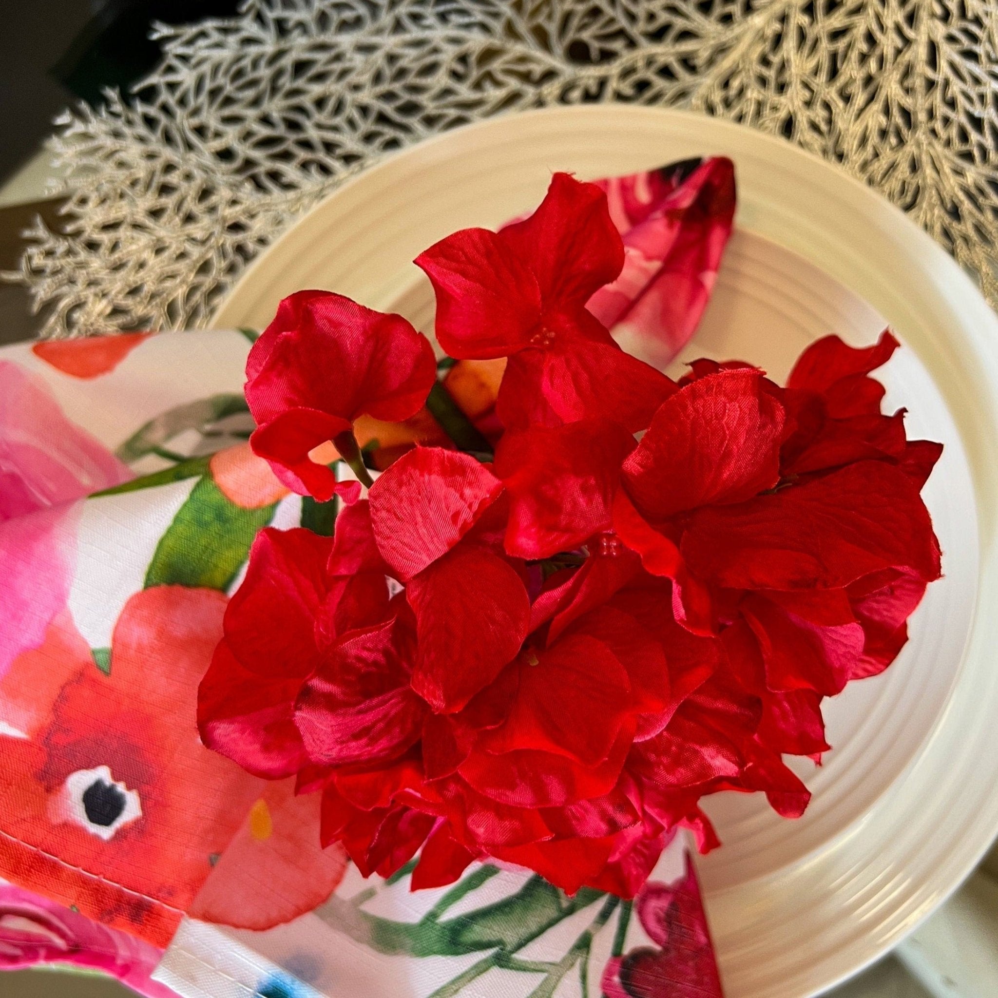 Hydrangea Napkin Ring (7") - Set of 4 | Spring Summer Table Decor | Flower Napkin Ring - DiamondValeDecor