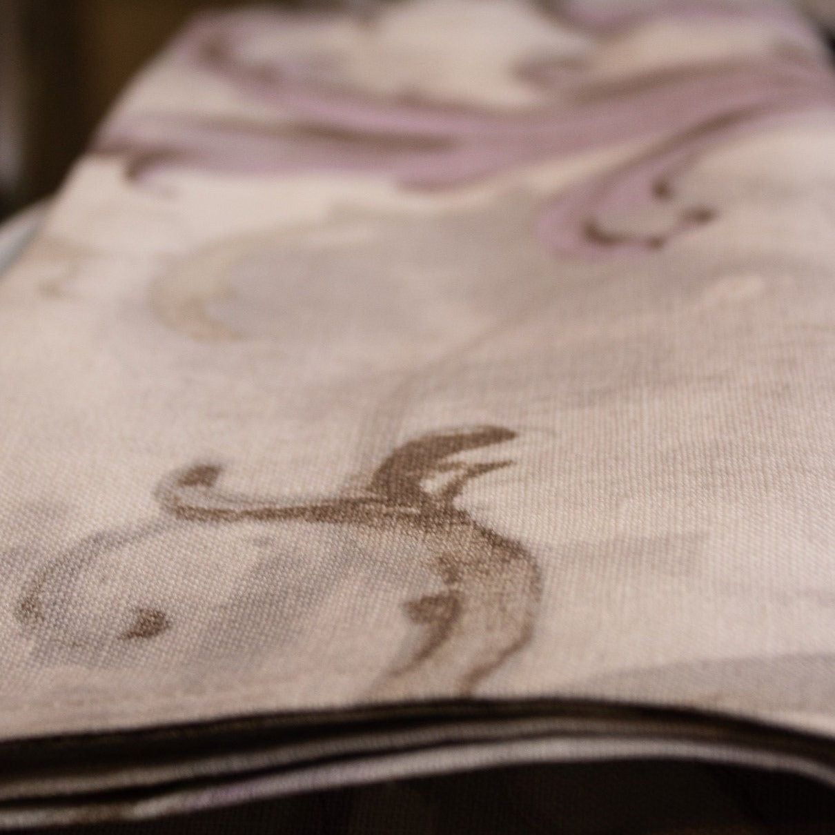 Lilac Design Cloth Napkin (Set of 4) | Lavender Napkins | Formal Table Decor | Cloth Table Linen | Spring Table | New Home Gift - DiamondValeDecor