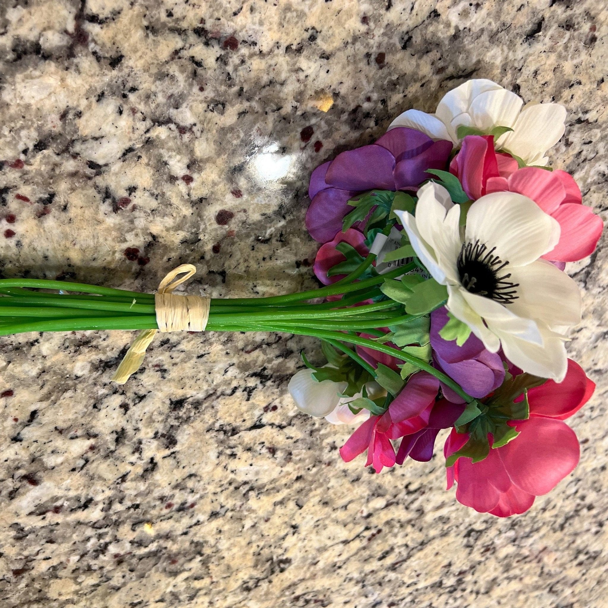 Pink Lilac White Anemone Bunch (11") | Pink Flower | Spring Flower | Artificial Flowers | Faux Flowers | Faux Floral Arrangement - DiamondValeDecor