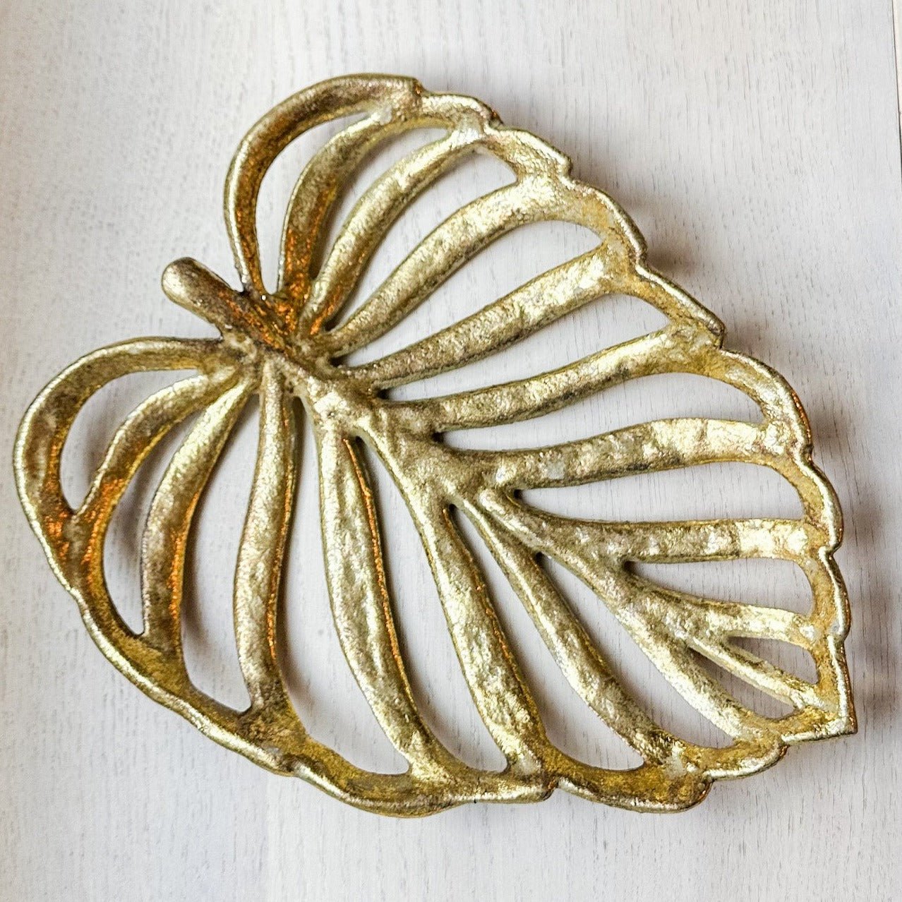 Decorative Gold Leaf Tray (12" x 10") - DiamondVale