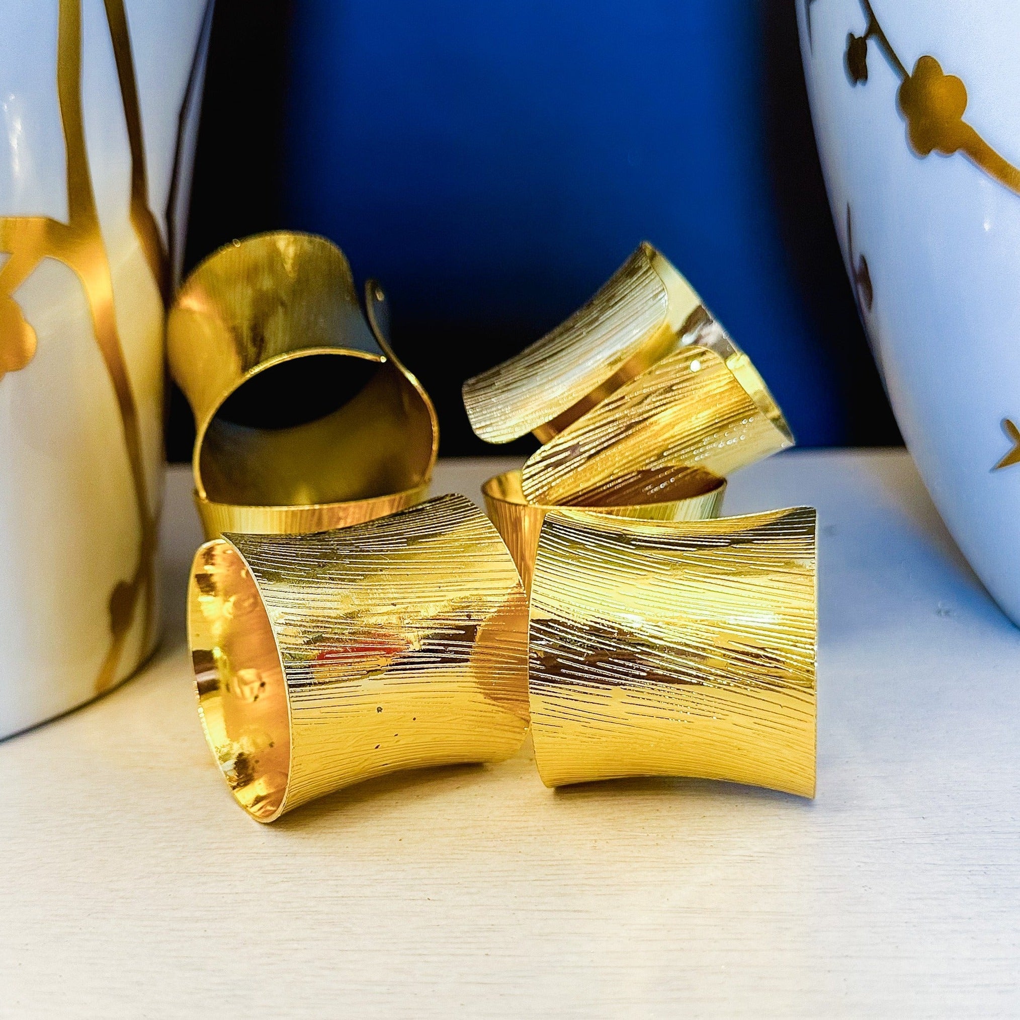 Gold Napkin Rings (Set of 6) - DiamondVale